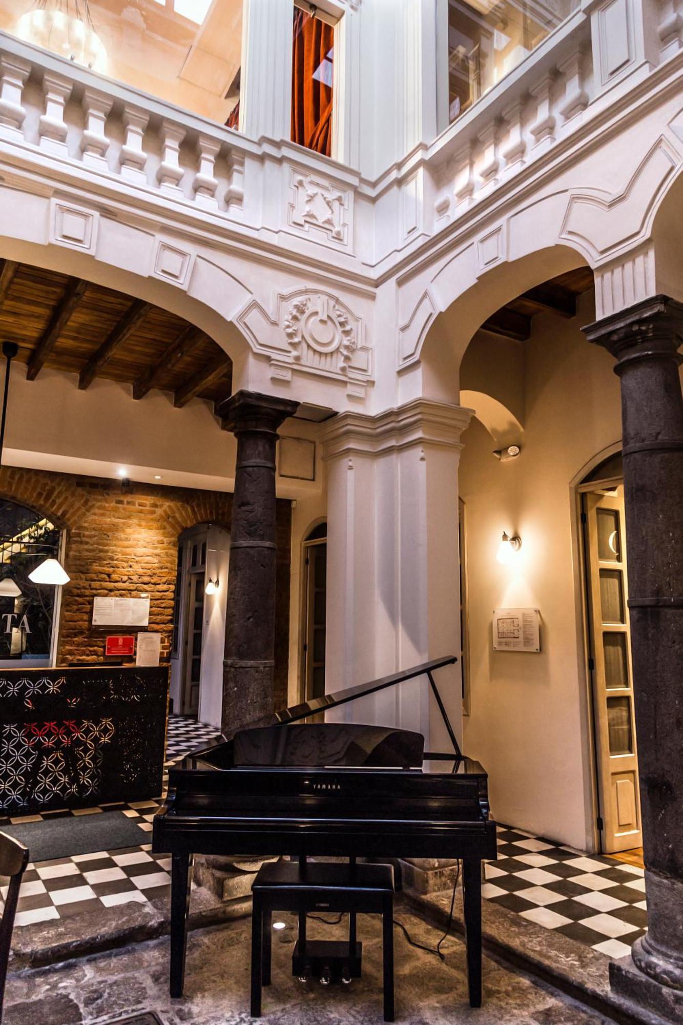 Carlota Sustainable Design Hotel Кіто Екстер'єр фото
